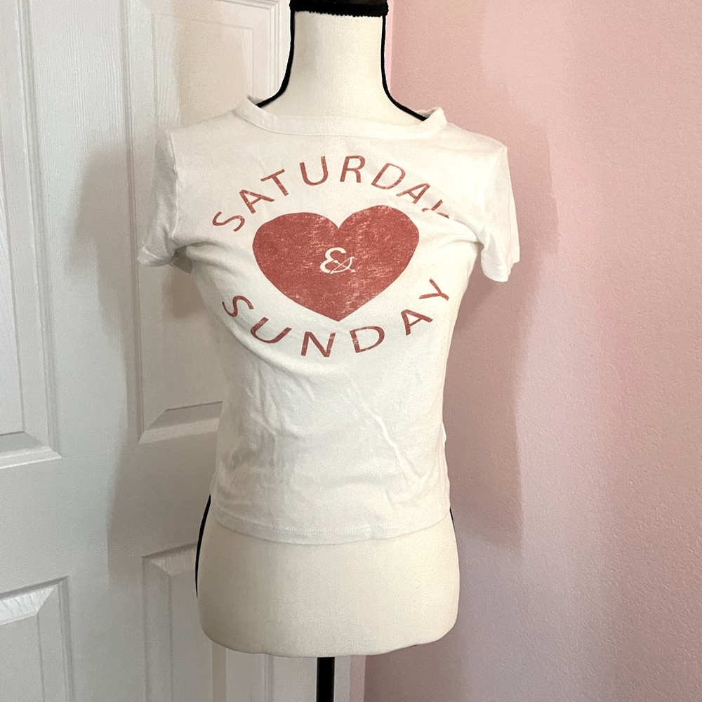 Shirt, size S, color red and white